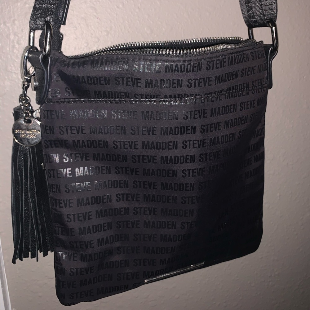A Steven Madden bag